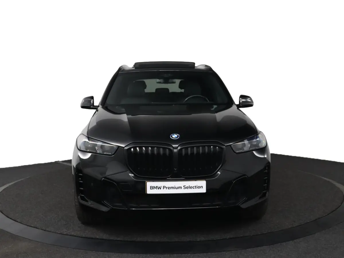 xDrive50e | Comfortstoelen | Panoramadak | SoH 100% | Trekhaak | Soft-Close | Stoelventilatie | 100% SOH |