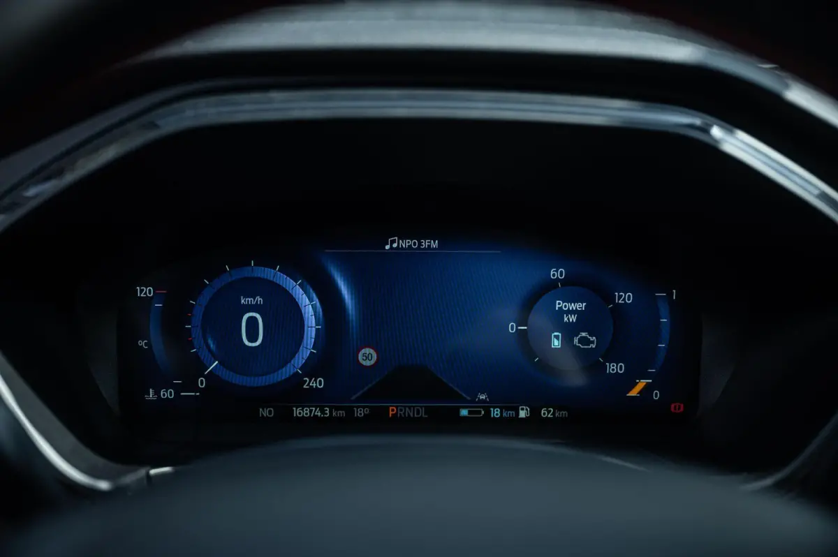 2.5 PHEV ST-Line X PANO TREKHAAK ADAPTIVE CRUISE HEAD UP CAMERA STUURVERWARMING B&O