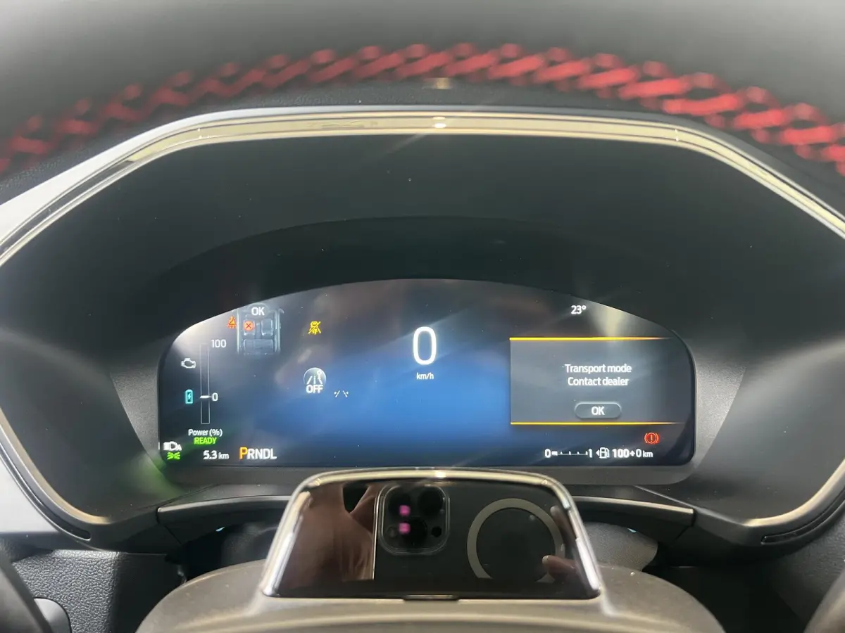 2.5 PHEV ST-Line | Elek. trekhaak | Stoel/stuur voorruitverwarming | Dodehoekdetectie |  All season banden