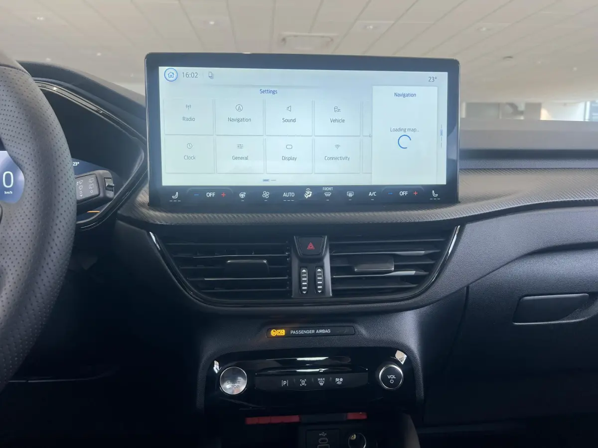 2.5 PHEV ST-Line | Elek. trekhaak | Stoel/stuur voorruitverwarming | Dodehoekdetectie |  All season banden