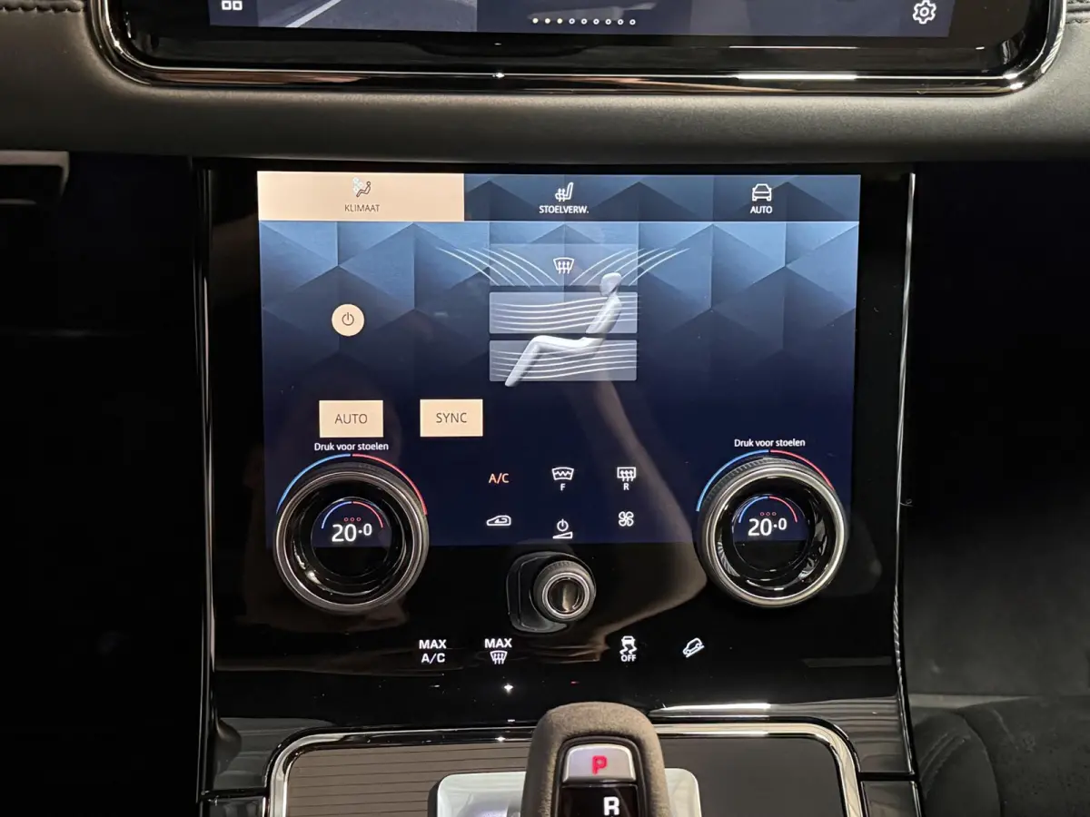 1.5 P300e AWD R-Dynamic HSE 20"/Stoel + stuur + voorruitverwarming/Memorystoel/Meridian/Dodehoek/Keyless/Camera/Apple Carplay & Android Auto
