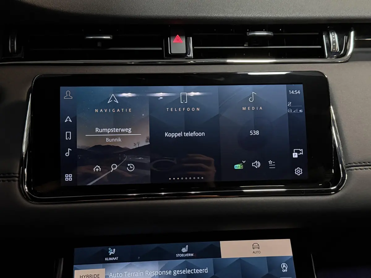 1.5 P300e AWD R-Dynamic HSE 20"/Stoel + stuur + voorruitverwarming/Memorystoel/Meridian/Dodehoek/Keyless/Camera/Apple Carplay & Android Auto