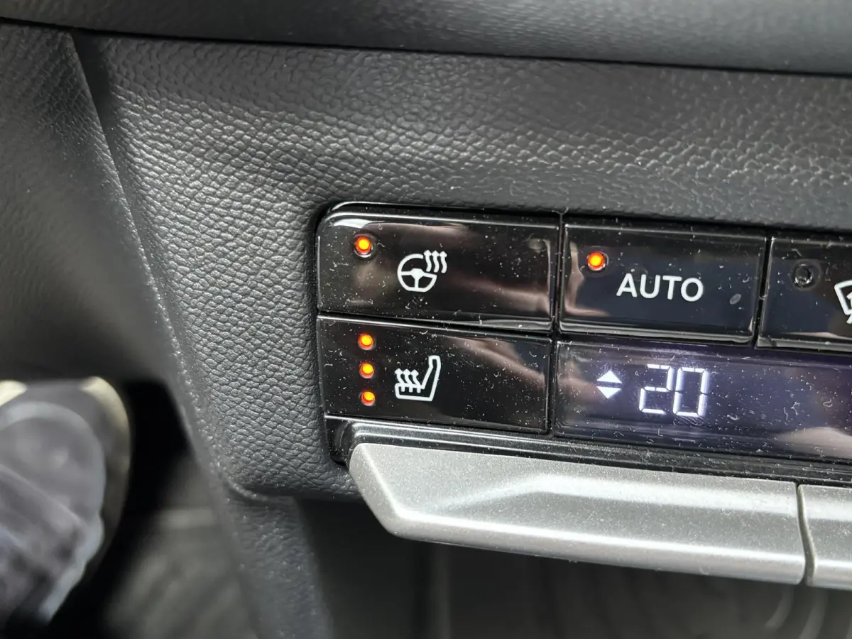 1.2 Turbo Hybrid GS 7p. | Stoel- stuur- en voorruitverwarming | 7 persoons | Camera | Apple Carplay en Android Auto | Navigatie