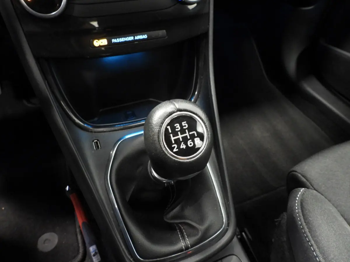 1.0 EcoBoost Titanium LMV 17''/apple carplay