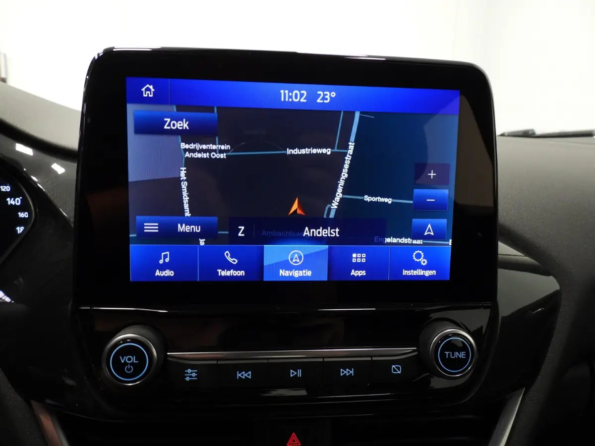 1.0 EcoBoost Titanium LMV 17''/apple carplay