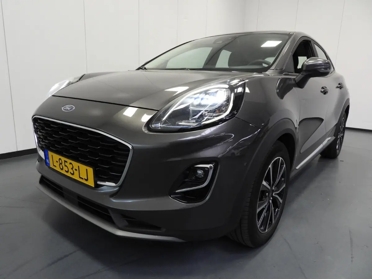 1.0 EcoBoost Titanium LMV 17''/apple carplay