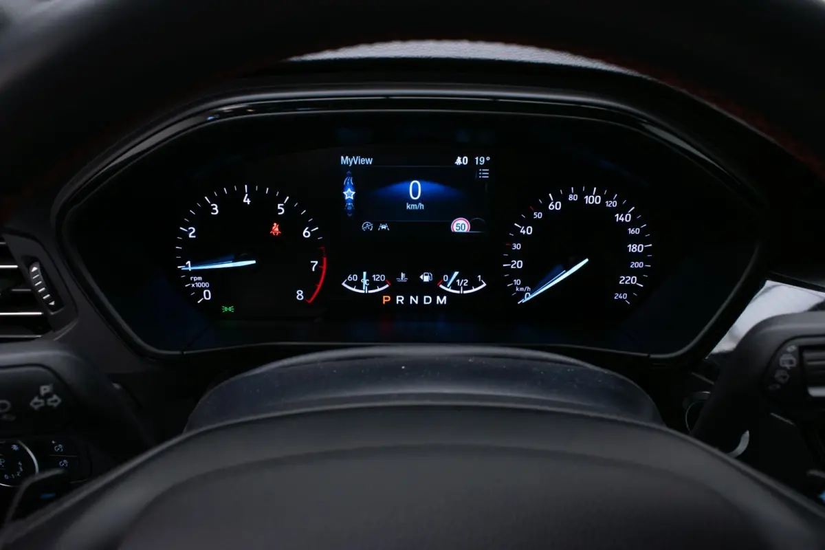 1.0 EcoBoost Hybrid ST Line X Business ACC|Camera|B&O|Elektrische achterklep|Stoel- en stuurverwarming|LED-verlichting|Parkeersensoren voor en achter|Privacy Glass|Draadloos opladen|KeyFree|