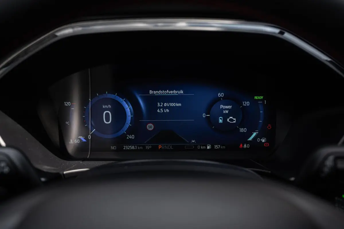 2.5 PHEV ST-Line X PANO TREKHAAK ADAPTIVE CRUISE HEAD UP CAMERA STUURVERWARMING