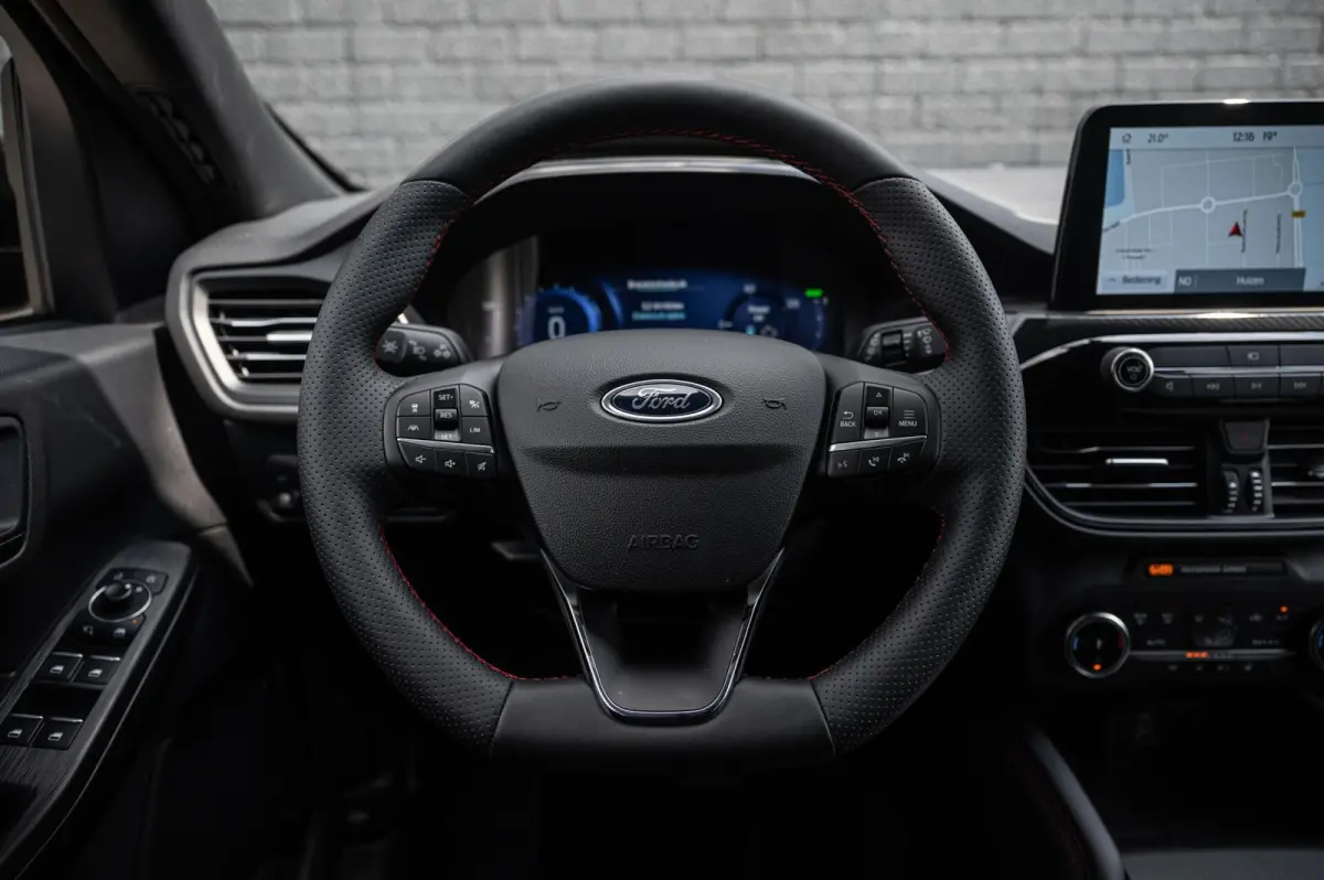 2.5 PHEV ST-Line X PANO TREKHAAK ADAPTIVE CRUISE HEAD UP CAMERA STUURVERWARMING