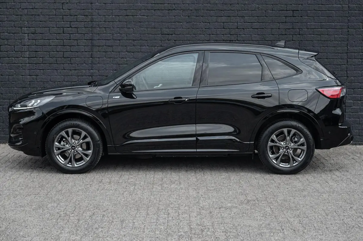 2.5 PHEV ST-Line X PANO TREKHAAK ADAPTIVE CRUISE HEAD UP CAMERA STUURVERWARMING