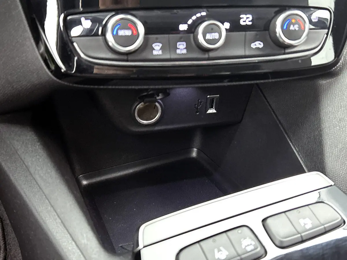 Business Elegance 50-kWh 3-Fase Laden | Achteruitrijcamera | Stoel-/stuurverwarming | Dodehoekdetectie | Adaptive Cruise Control | VOL!