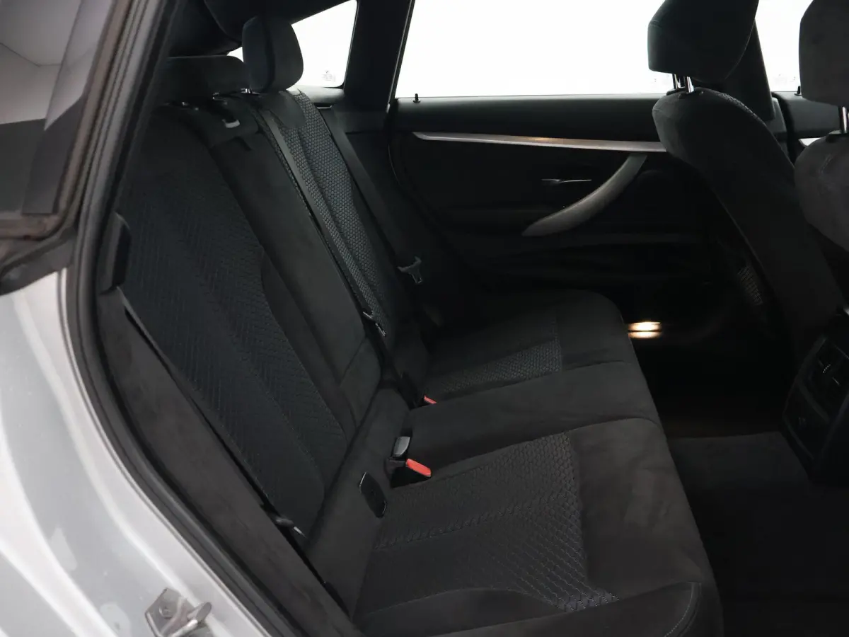 320d M-SPORT AUT. EXECUTIVE + ALCANTARA | LED | SPORTSTOELEN