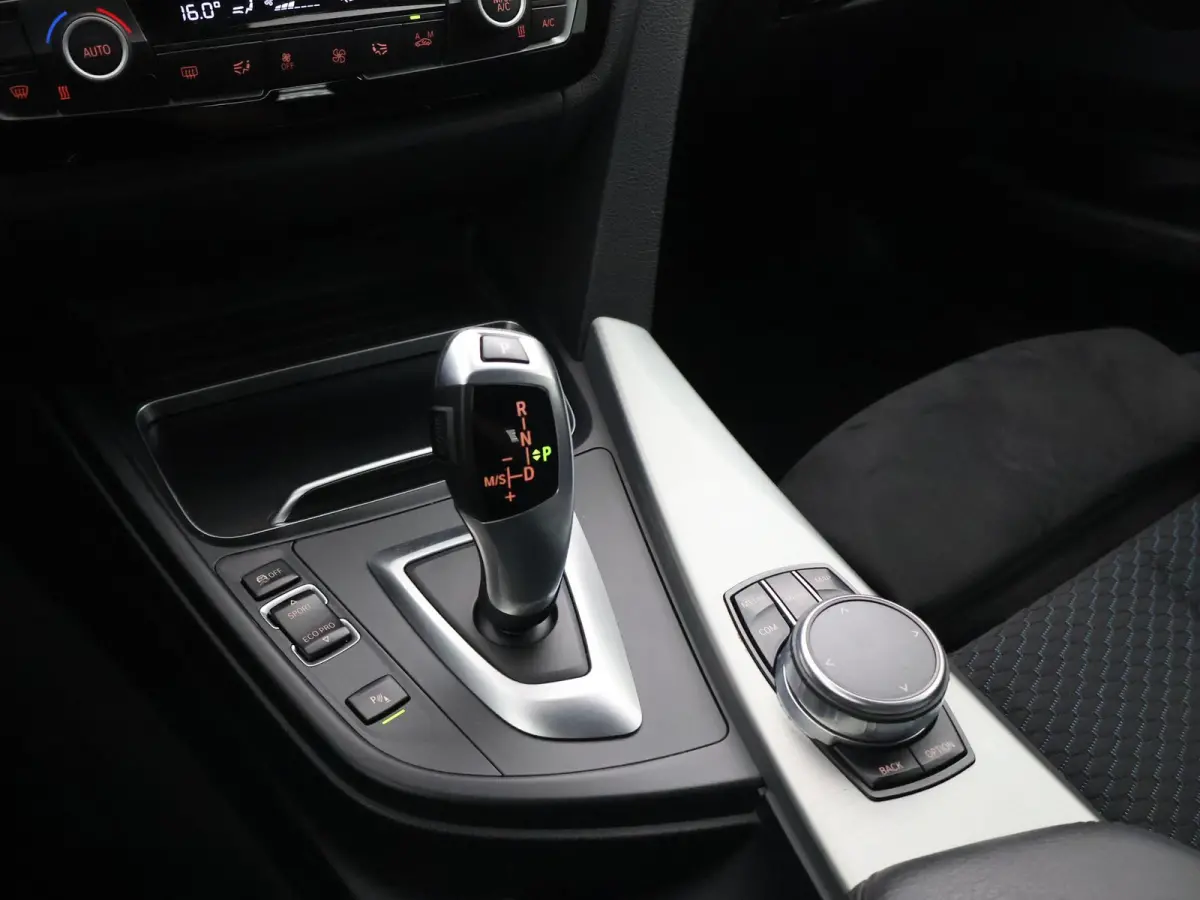 320d M-SPORT AUT. EXECUTIVE + ALCANTARA | LED | SPORTSTOELEN