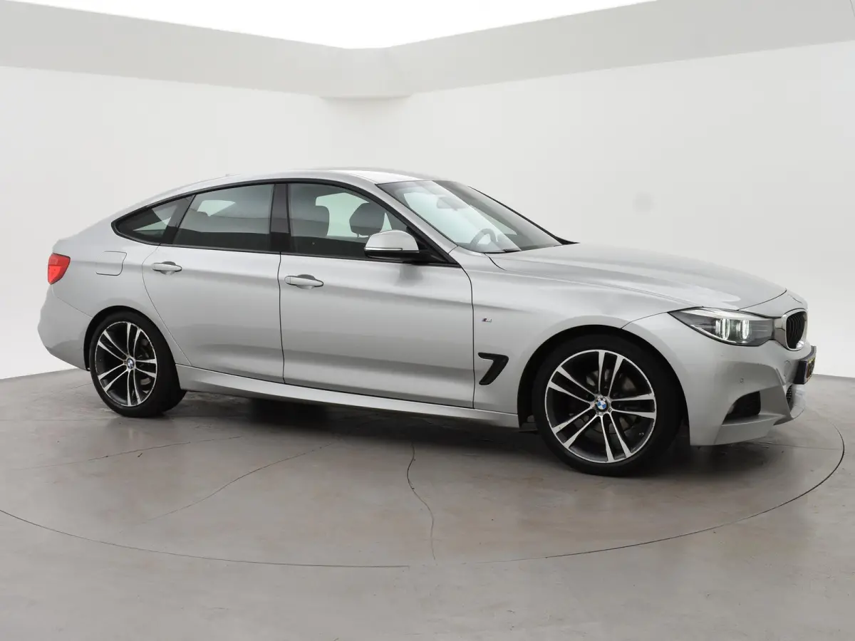 320d M-SPORT AUT. EXECUTIVE + ALCANTARA | LED | SPORTSTOELEN