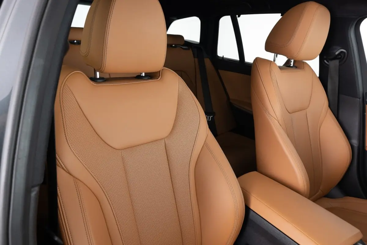 320 e M-Sport | PANORAMADAK | LEDER | Full LED | NAVI