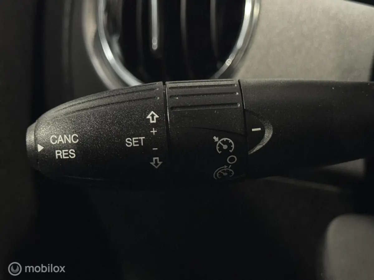 0.9 TwinAir Turbo Sport ( NAP Apple Car climate cruise leer )
