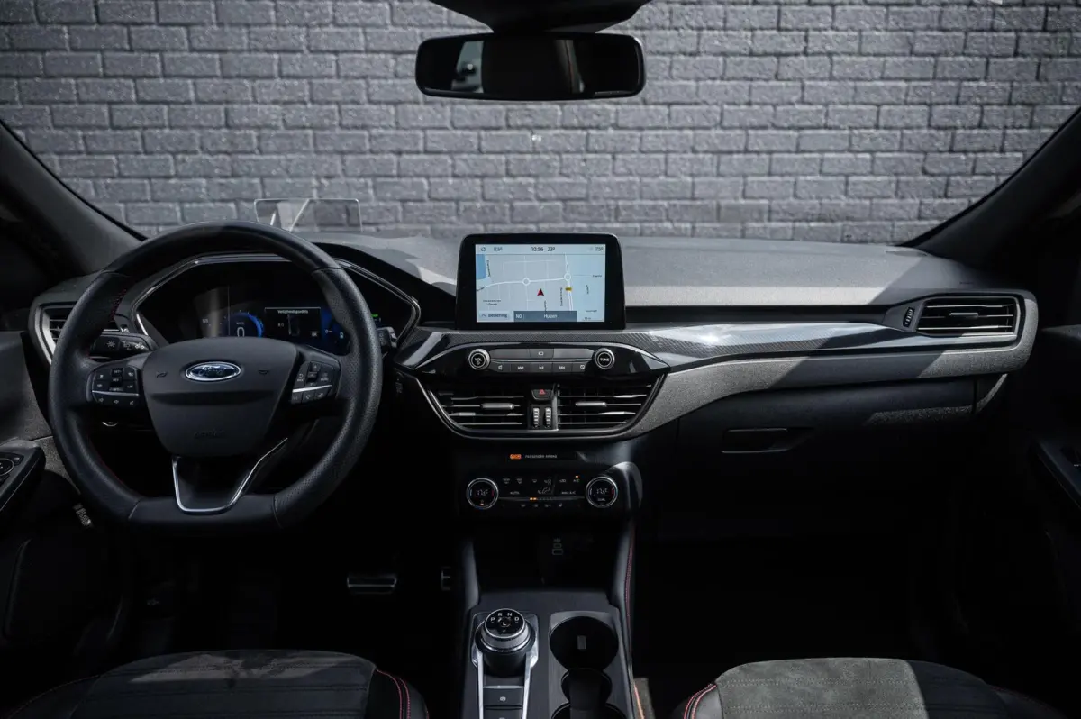 2.5 PHEV ST-Line X PANO TREKHAAK ADAPTIVE CRUISE HEAD UP CAMERA STUURVERWARMING B&O
