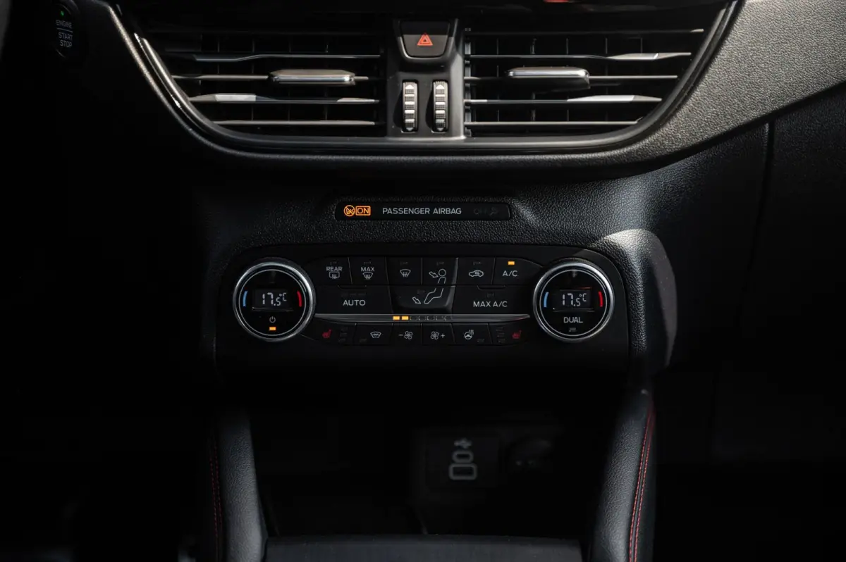 2.5 PHEV ST-Line X PANO TREKHAAK ADAPTIVE CRUISE HEAD UP CAMERA STUURVERWARMING B&O