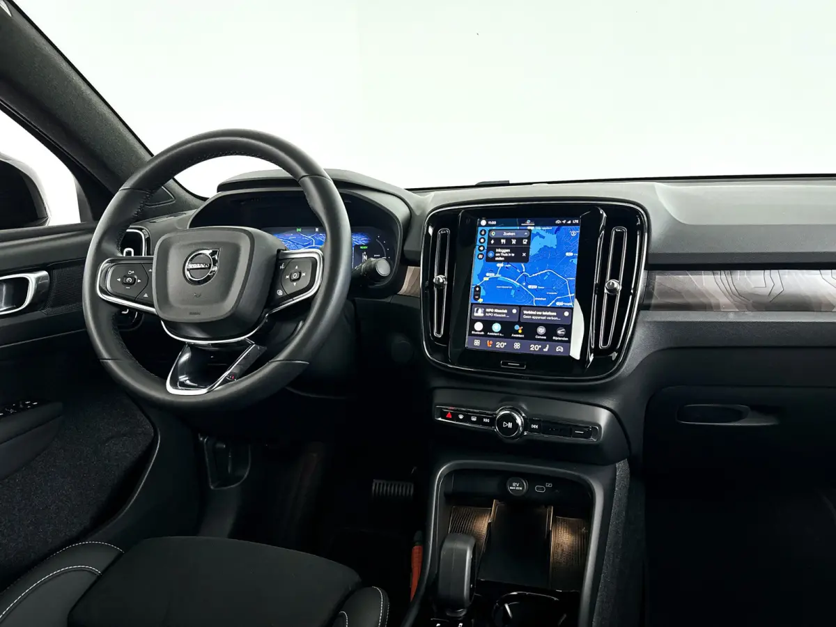 Single Motor Extended Range Plus 82 kWh | Panoramadak | 360° camera | Harman Kardon | Stoel- en stuurverwarming | Trekhaak