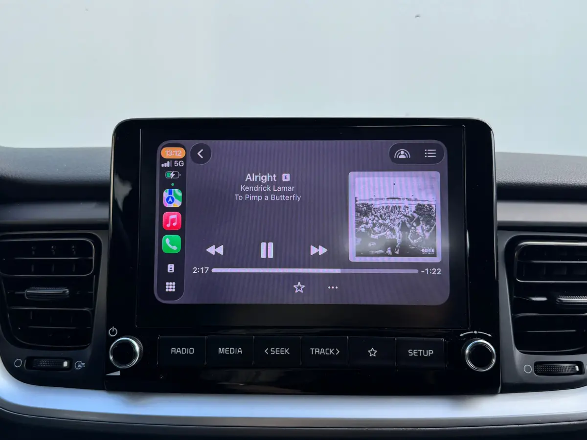 1.0 T-GDi MHEV DynamicLine 6-bak 112PK | Trekhaak | Luxe Stof | Glans Exterieur | Achteruitrijcamera + Sensor Achter | Airco | Adaptieve Cruise Control | Start/Stop | ESP | AEB | ASR | ABS |