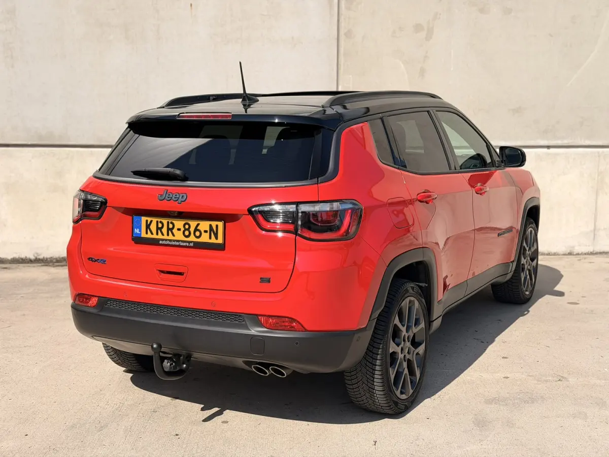4xe 240 Plug-in Hybrid S Pano Trekh. 19'' Leder