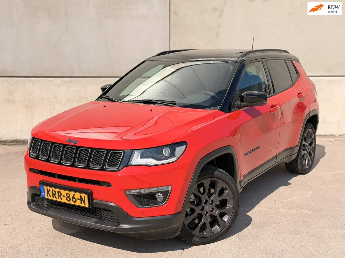 4xe 240 Plug-in Hybrid S Pano Trekh. 19'' Leder