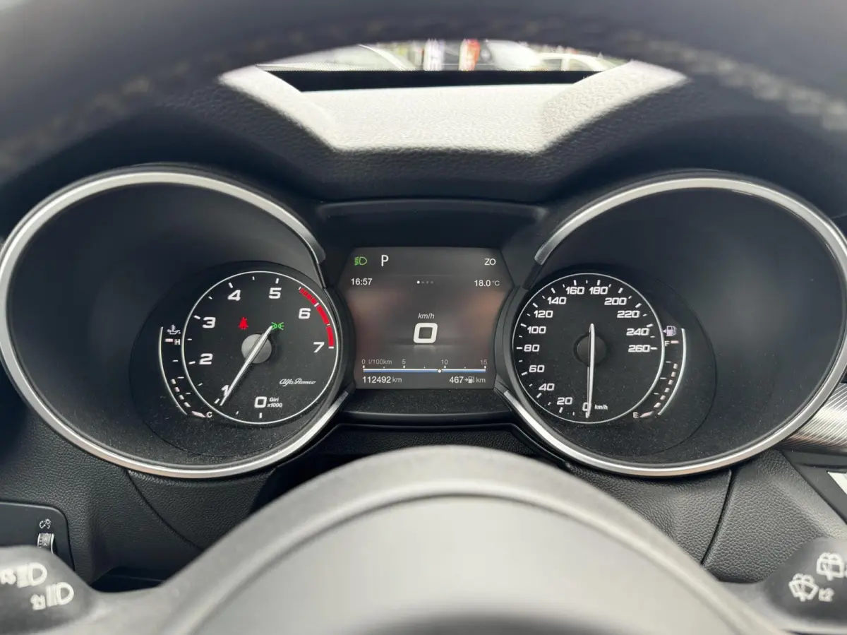 2.0 T AWD|Veloce|Pano|21"|Leer|Memory
