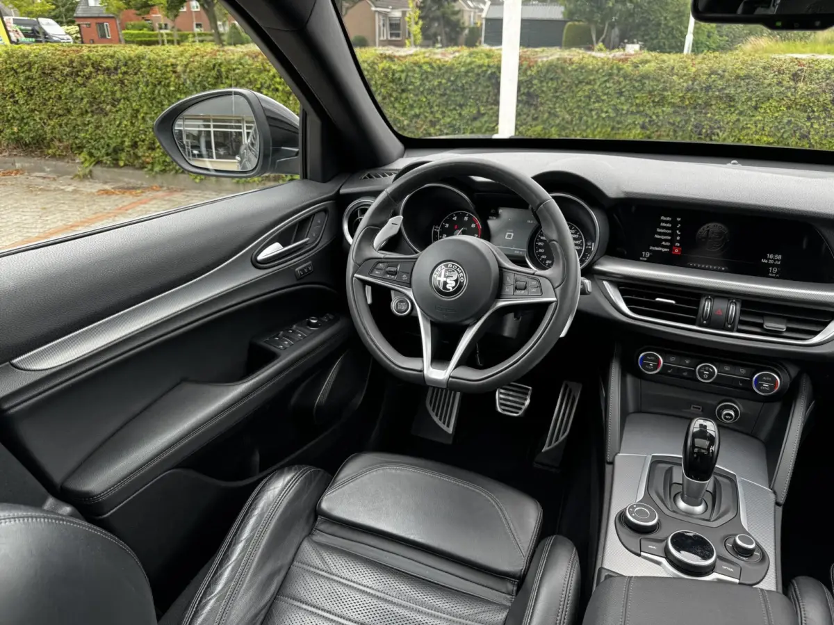 2.0 T AWD|Veloce|Pano|21"|Leer|Memory