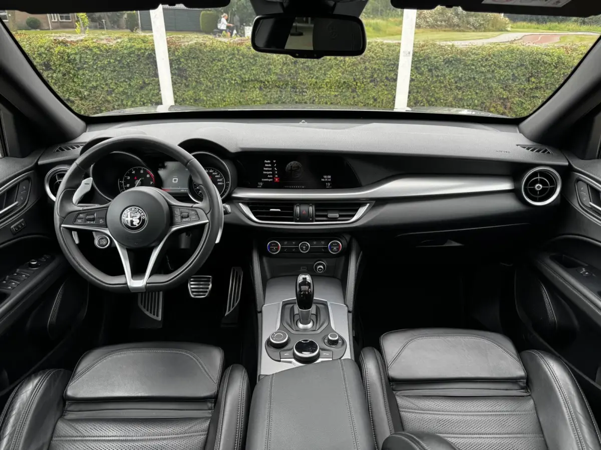 2.0 T AWD|Veloce|Pano|21"|Leer|Memory