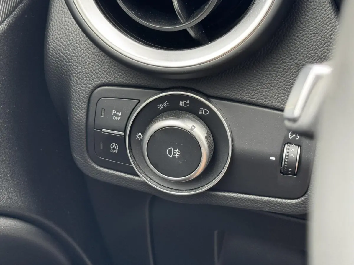 2.0 T AWD|Veloce|Pano|21"|Leer|Memory