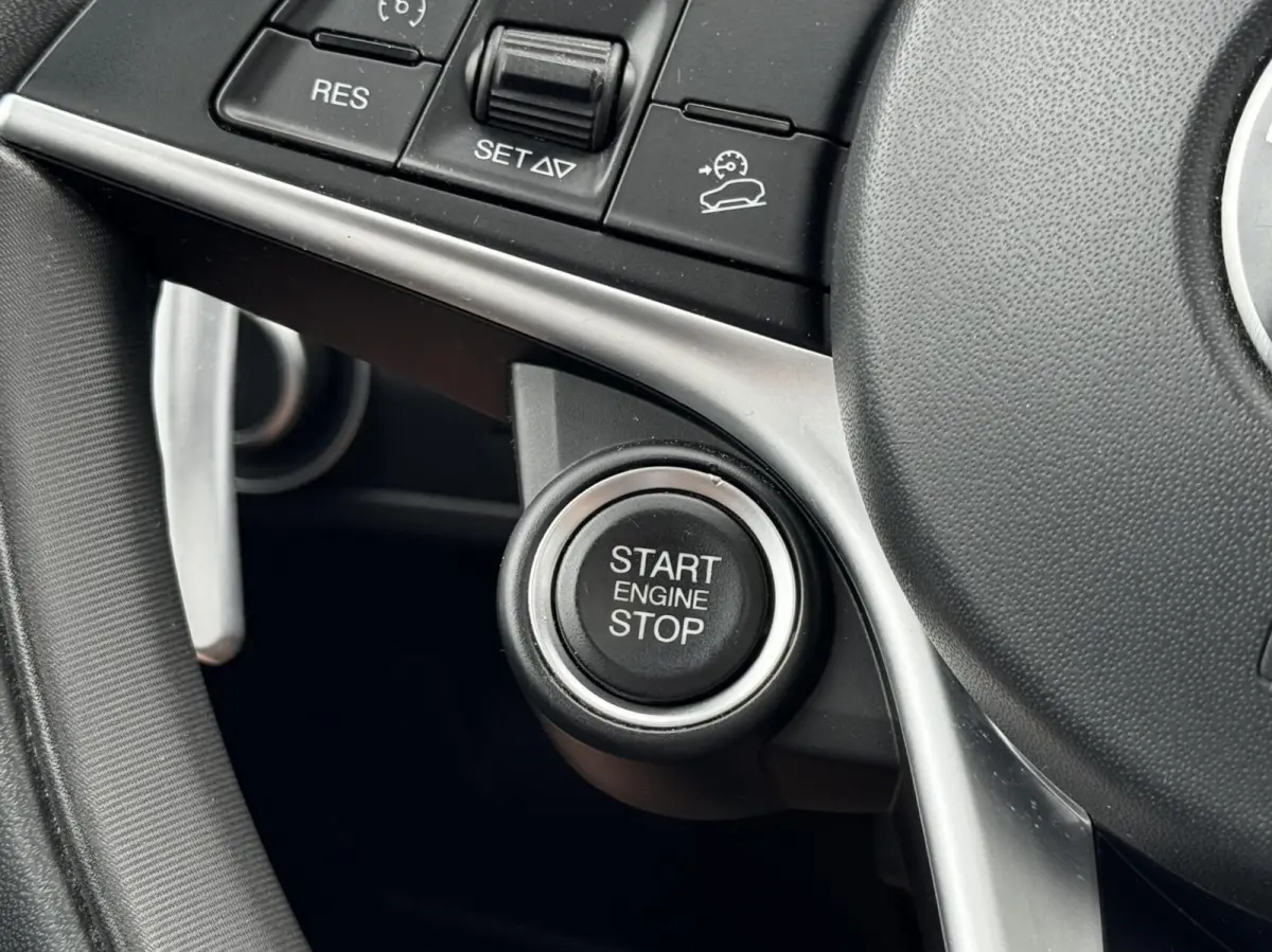 2.0 T AWD|Veloce|Pano|21"|Leer|Memory