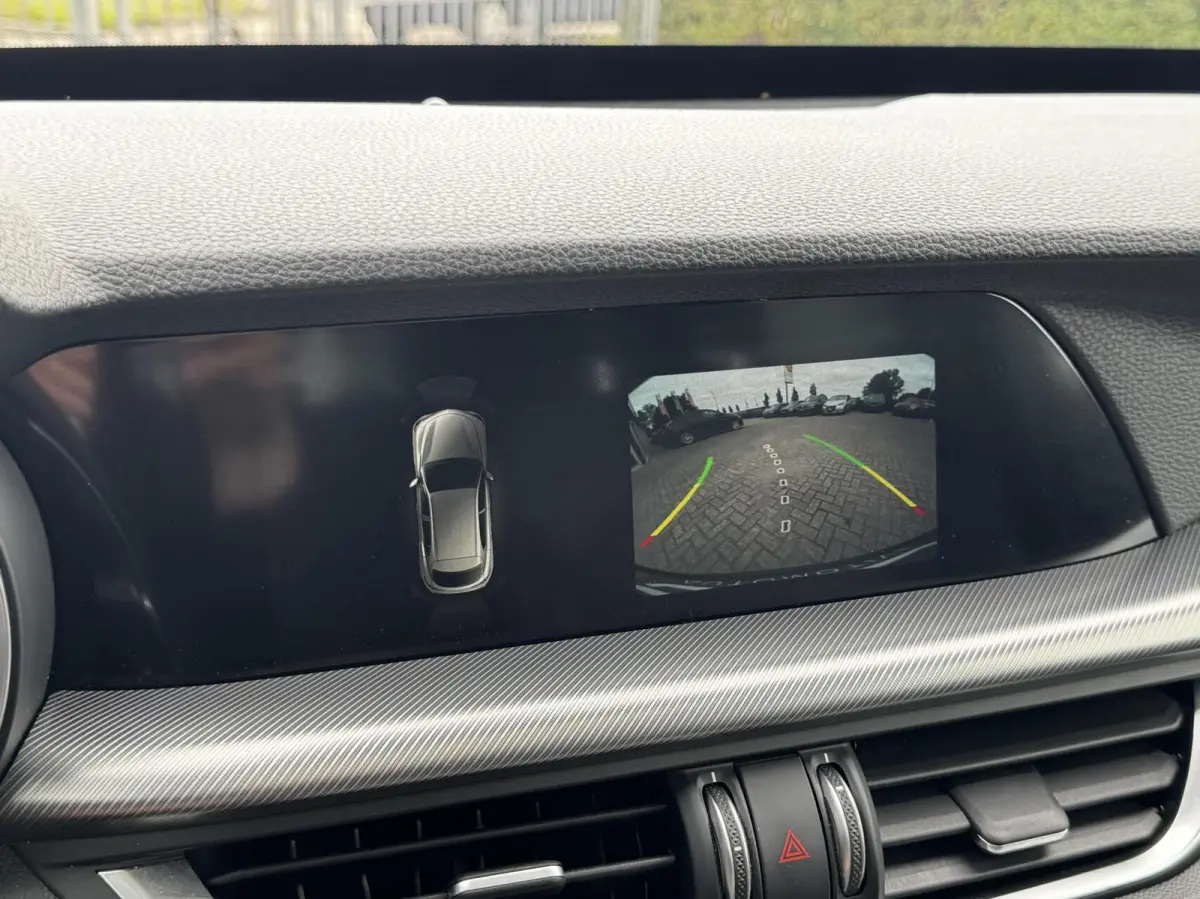 2.0 T AWD|Veloce|Pano|21"|Leer|Memory