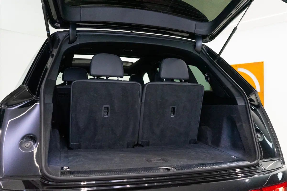 SQ7 4.0 TFSI S quattro 7p. 508PK | Pano | B&O | Carbon | ACC | Dodehoek | VOL! 12 MND Garantie