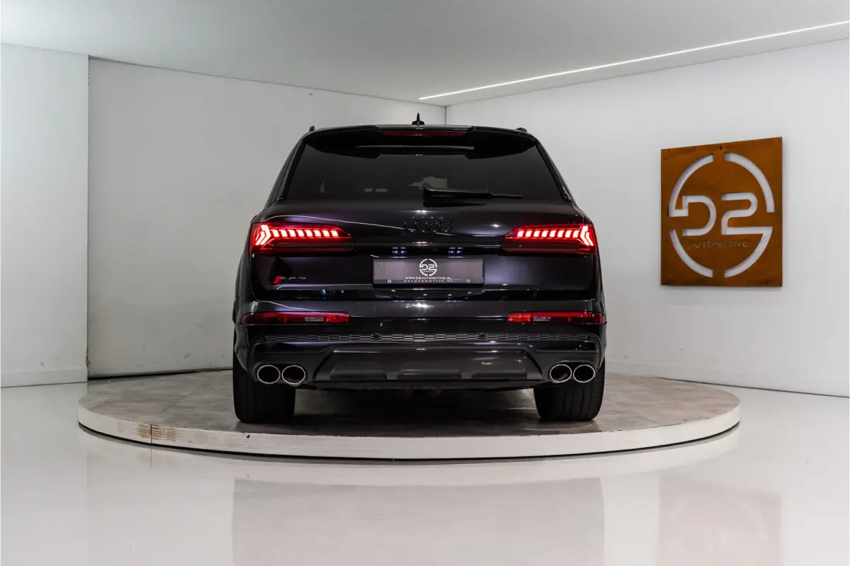 SQ7 4.0 TFSI S quattro 7p. 508PK | Pano | B&O | Carbon | ACC | Dodehoek | VOL! 12 MND Garantie