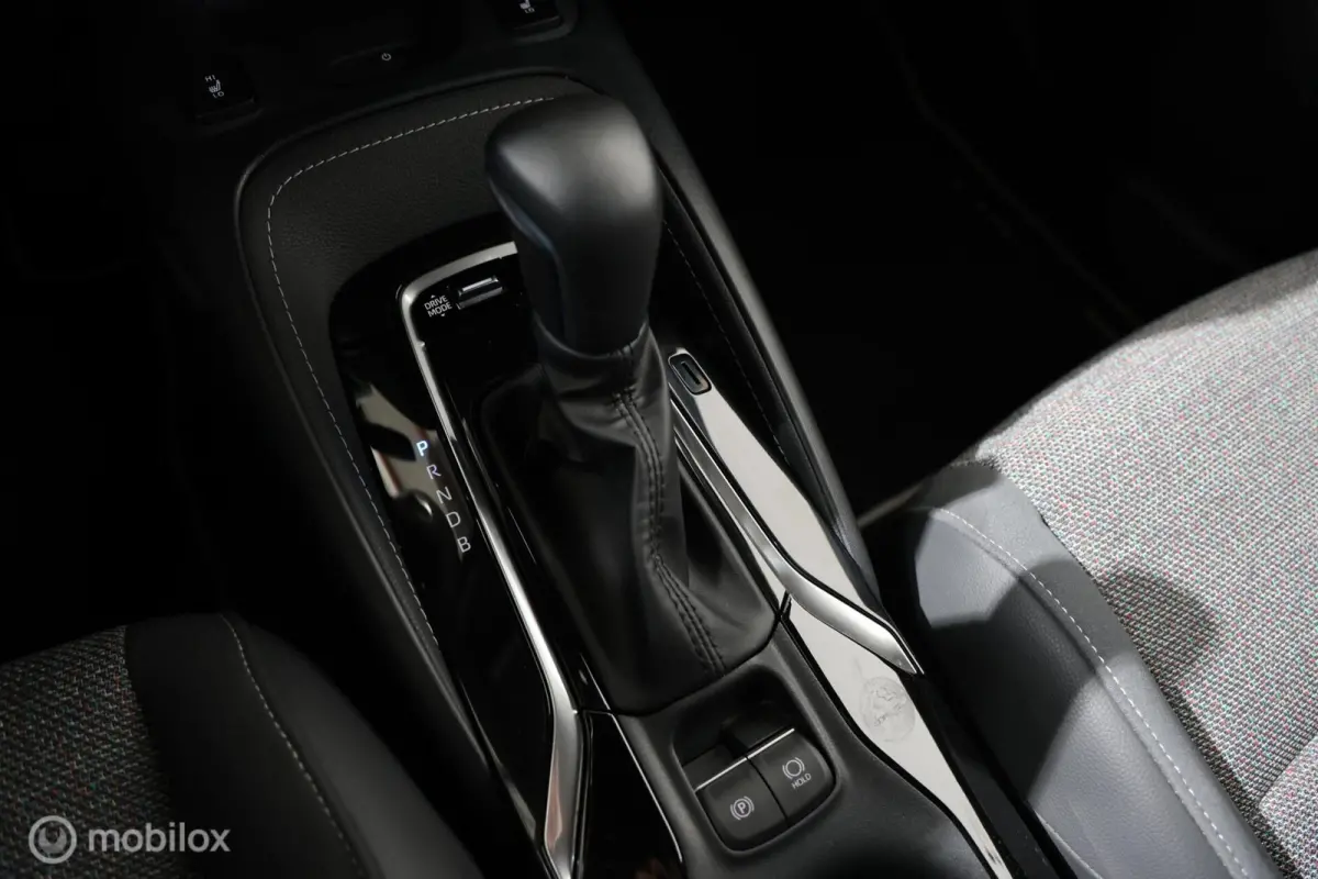 Hybrid 140 Dynamic - Stuur/Stoelverwarming - Carplay - Cruise control adaptief