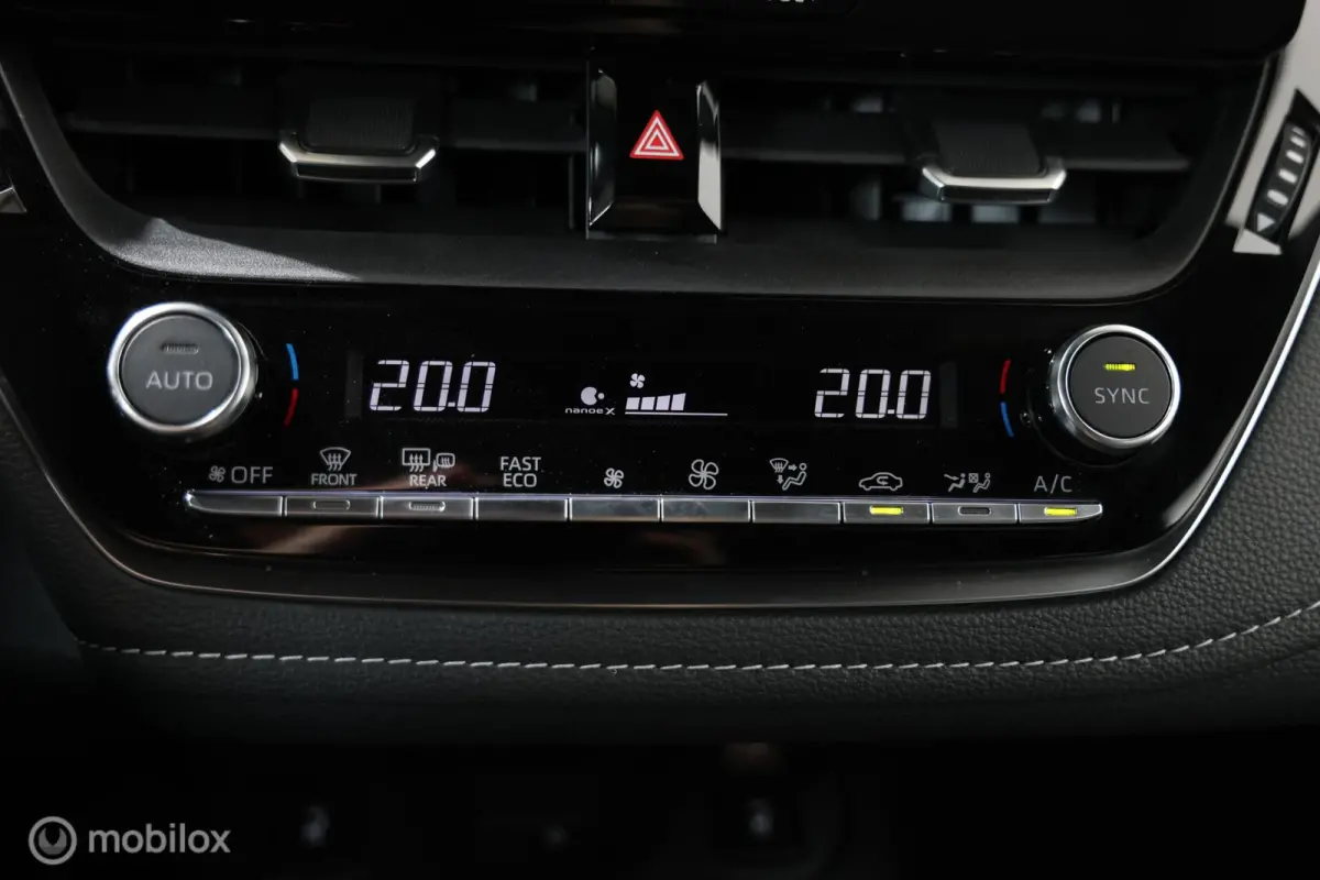 Hybrid 140 Dynamic - Stuur/Stoelverwarming - Carplay - Cruise control adaptief