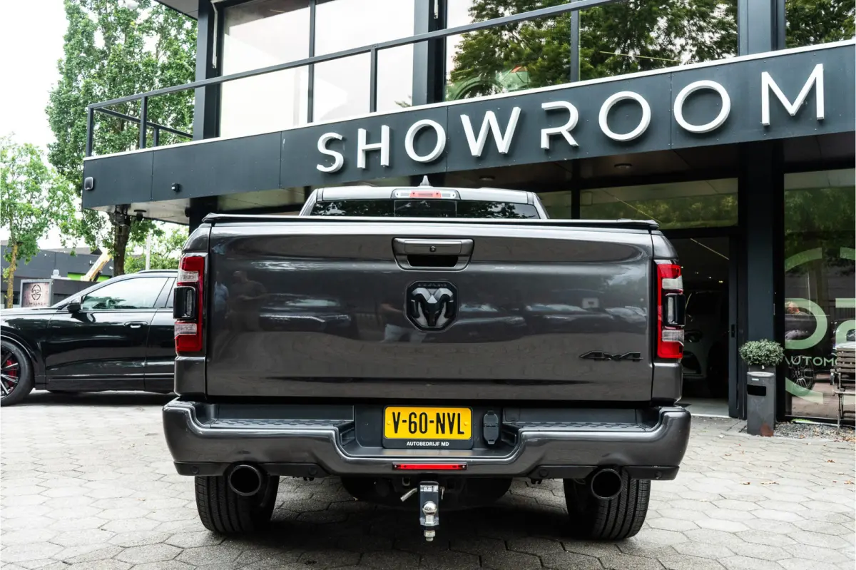 1500 5.7 V8 4x4 Crew Cab Laramie 402PK | Excl. BTW | Pano | Prins LPG G3