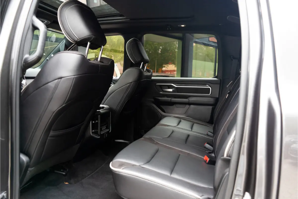 1500 5.7 V8 4x4 Crew Cab Laramie 402PK | Excl. BTW | Pano | Prins LPG G3