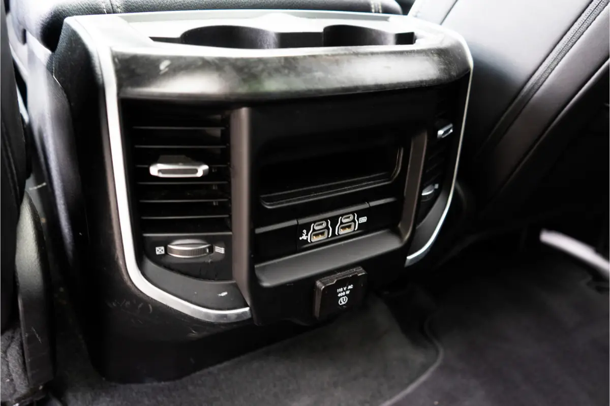 1500 5.7 V8 4x4 Crew Cab Laramie 402PK | Excl. BTW | Pano | Prins LPG G3