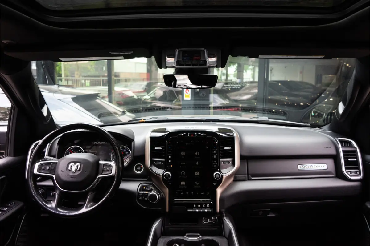 1500 5.7 V8 4x4 Crew Cab Laramie 402PK | Excl. BTW | Pano | Prins LPG G3