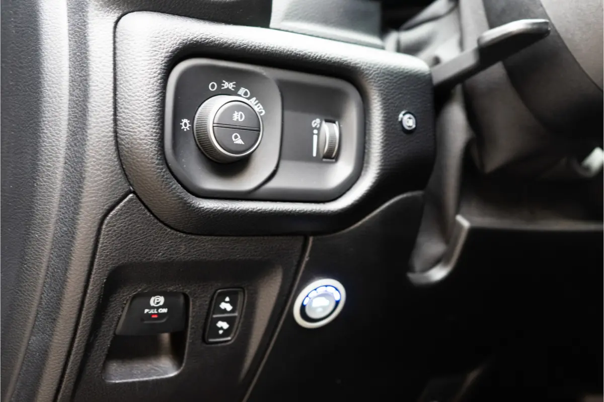 1500 5.7 V8 4x4 Crew Cab Laramie 402PK | Excl. BTW | Pano | Prins LPG G3