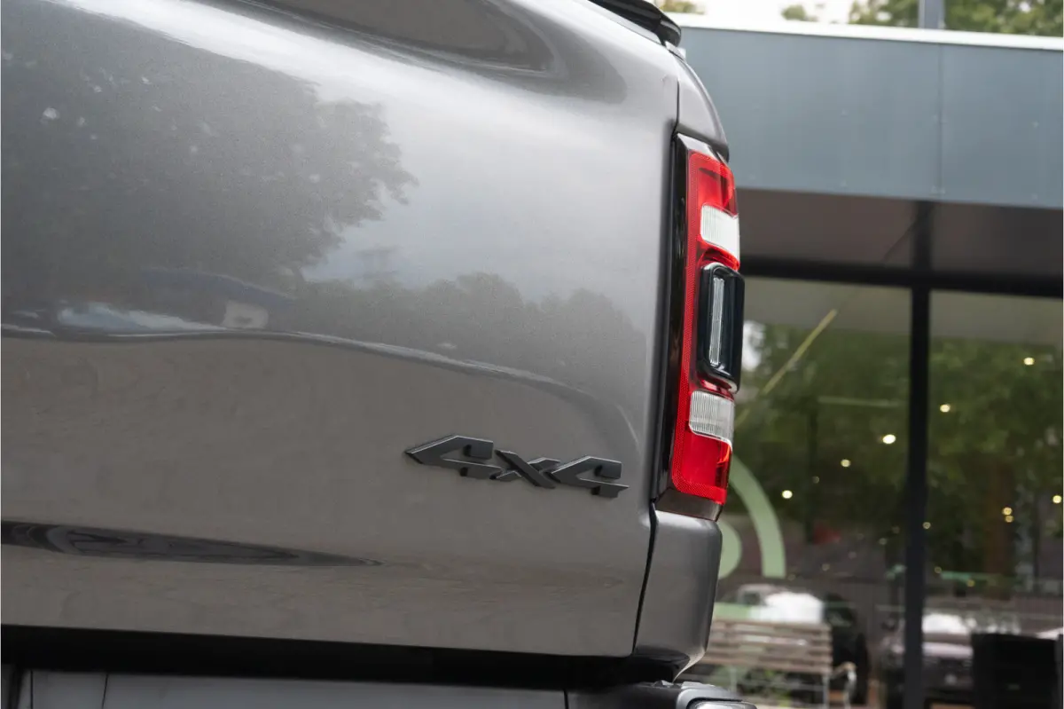 1500 5.7 V8 4x4 Crew Cab Laramie 402PK | Excl. BTW | Pano | Prins LPG G3