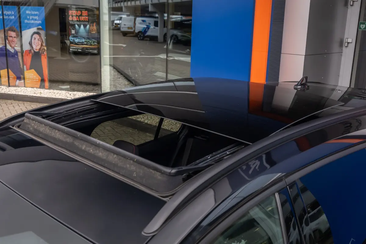1.0 EcoBoost Hybrid ST Line Style | 155PK! | Panoramadak| Dodehoek detectie | ACC | Full-LED | B&O | Stoel- Stuurverwarming | FULL-Led | Achteruitrijcamera | Airco (automatisch) | Apple Carp