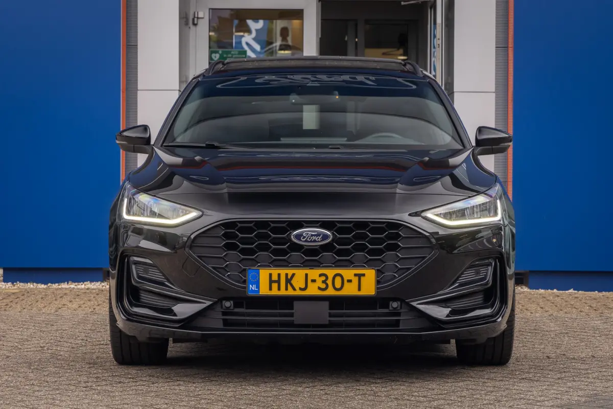 1.0 EcoBoost Hybrid ST Line Style | 155PK! | Panoramadak| Dodehoek detectie | ACC | Full-LED | B&O | Stoel- Stuurverwarming | FULL-Led | Achteruitrijcamera | Airco (automatisch) | Apple Carp