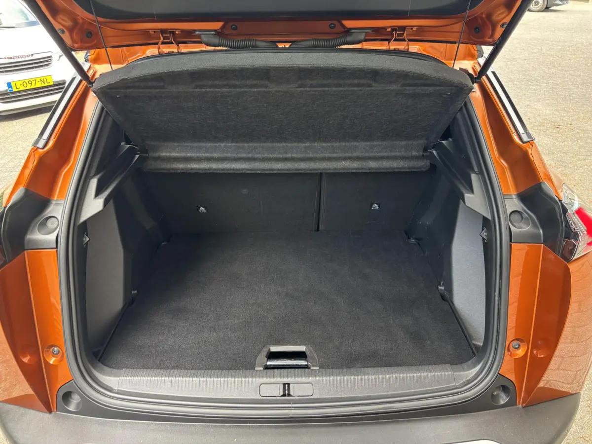 1.2 PureTech GT 155PK | Schuif-kanteldak | Trekhaak | Stoelverwarming | Alcantara bekleding