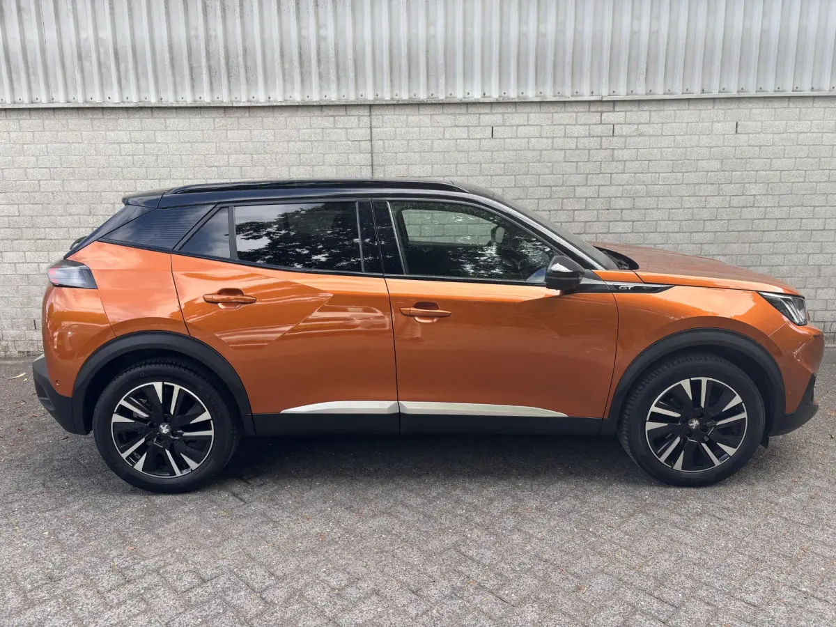 1.2 PureTech GT 155PK | Schuif-kanteldak | Trekhaak | Stoelverwarming | Alcantara bekleding