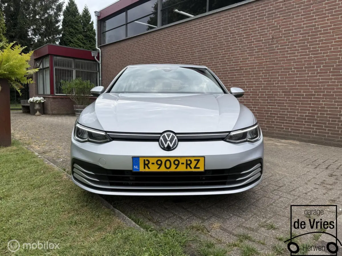 1.0 TSI Life Business