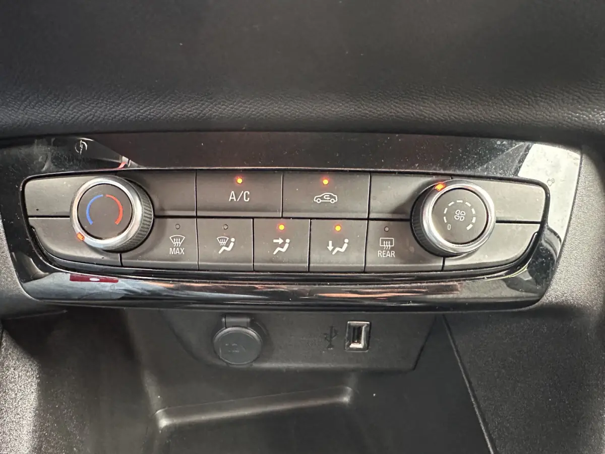 1.2i Edition|Slechts 29000km!!!!|Airco