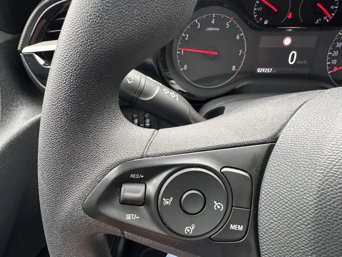 1.2i Edition|Slechts 29000km!!!!|Airco