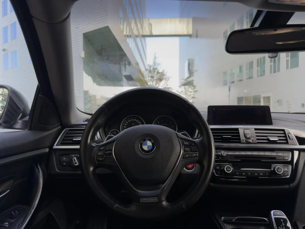 420i Corporate Lease Executive